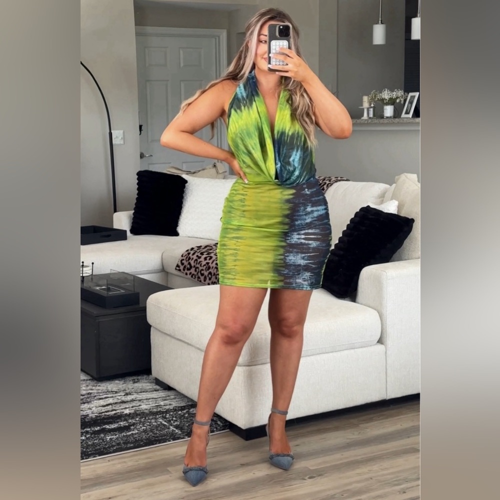 NWT BooHoo Bodycon Dress